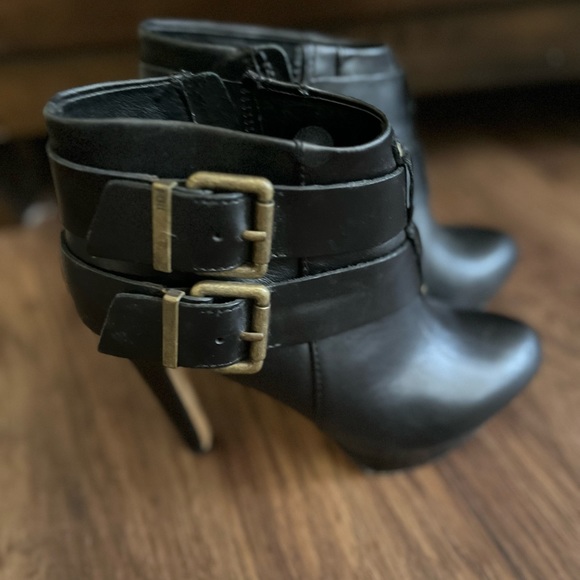 Diesel Boots - Picture 2 of 3